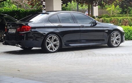 BMW 5 серия, 2013 год, 1 950 000 рублей, 2 фотография