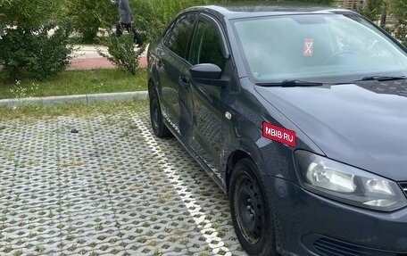 Volkswagen Polo VI (EU Market), 2012 год, 650 000 рублей, 2 фотография