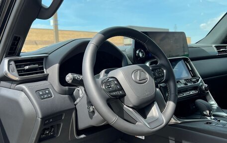Lexus LX, 2025 год, 24 000 000 рублей, 9 фотография