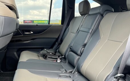 Lexus LX, 2025 год, 24 000 000 рублей, 10 фотография