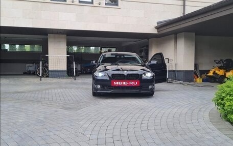 BMW 5 серия, 2013 год, 1 950 000 рублей, 13 фотография