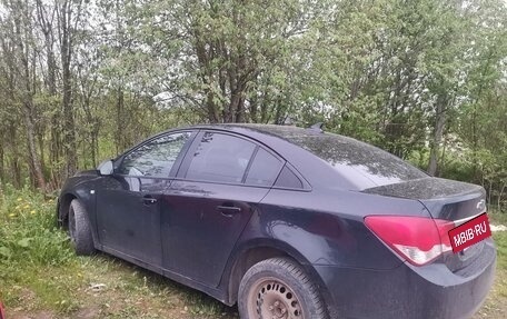 Chevrolet Cruze II, 2010 год, 500 000 рублей, 2 фотография