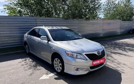 Toyota Camry, 2008 год, 695 000 рублей, 3 фотография