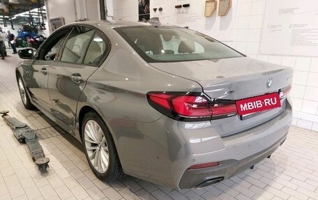 BMW 5 серия, 2021 год, 4 747 000 рублей, 3 фотография