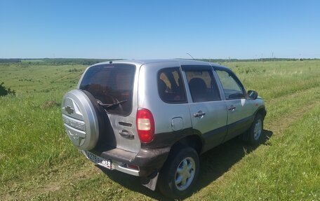 Chevrolet Niva I рестайлинг, 2004 год, 320 000 рублей, 5 фотография