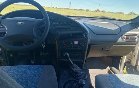 Chevrolet Niva I рестайлинг, 2004 год, 320 000 рублей, 15 фотография