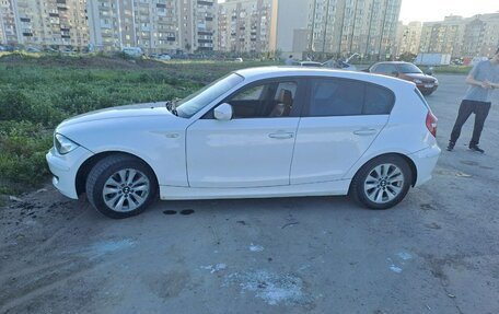 BMW 1 серия, 2010 год, 1 100 000 рублей, 9 фотография