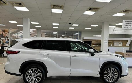 Toyota Highlander, 2025 год, 6 500 000 рублей, 4 фотография