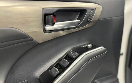 Toyota Highlander, 2025 год, 6 500 000 рублей, 19 фотография
