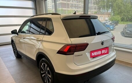 Volkswagen Tiguan II, 2020 год, 1 950 000 рублей, 4 фотография