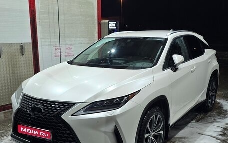 Lexus RX IV рестайлинг, 2021 год, 5 500 000 рублей, 1 фотография