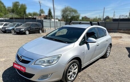 Opel Astra J, 2010 год, 605 000 рублей, 3 фотография