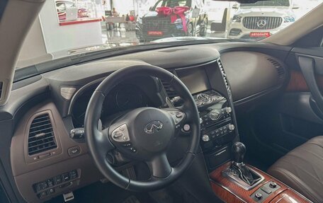 Infiniti QX70, 2014 год, 2 249 000 рублей, 9 фотография