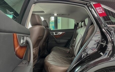 Infiniti QX70, 2014 год, 2 249 000 рублей, 12 фотография