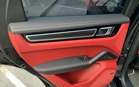 Porsche Cayenne III, 2021 год, 14 900 000 рублей, 8 фотография