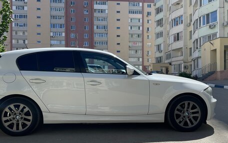 BMW 1 серия, 2010 год, 810 000 рублей, 4 фотография