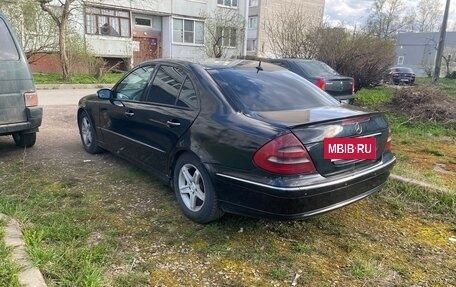 Mercedes-Benz E-Класс, 2002 год, 550 000 рублей, 3 фотография