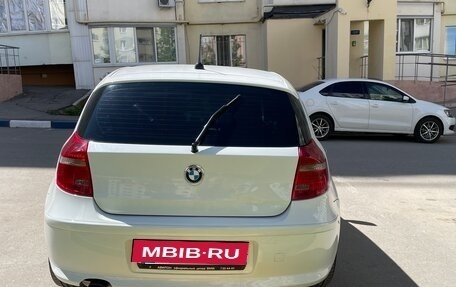 BMW 1 серия, 2010 год, 810 000 рублей, 7 фотография