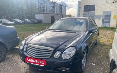 Mercedes-Benz E-Класс, 2002 год, 550 000 рублей, 2 фотография