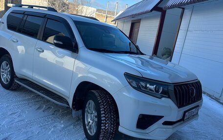 Toyota Land Cruiser Prado 150 рестайлинг 2, 2021 год, 7 500 000 рублей, 2 фотография
