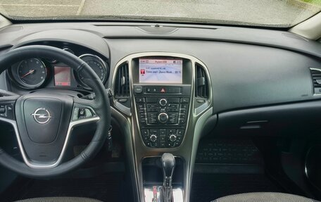 Opel Astra J, 2010 год, 650 000 рублей, 8 фотография