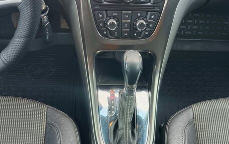 Opel Astra J, 2010 год, 650 000 рублей, 6 фотография