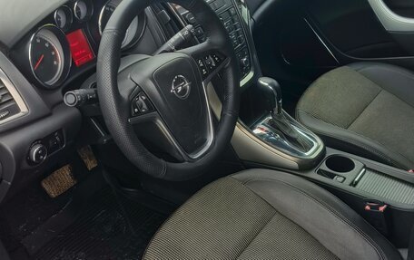 Opel Astra J, 2010 год, 650 000 рублей, 10 фотография