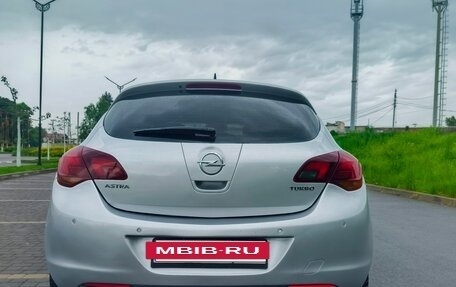 Opel Astra J, 2010 год, 650 000 рублей, 4 фотография
