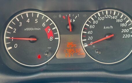 Nissan Note II рестайлинг, 2011 год, 625 000 рублей, 16 фотография