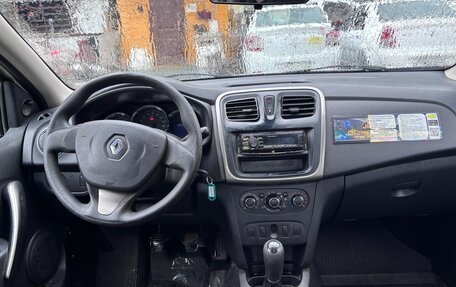Renault Logan II, 2016 год, 395 000 рублей, 7 фотография