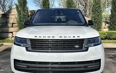 Land Rover Range Rover IV рестайлинг, 2022 год, 10 690 000 рублей, 3 фотография