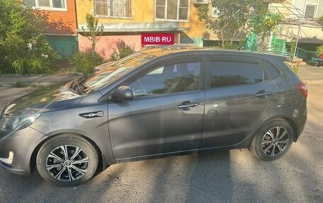KIA Rio III рестайлинг, 2014 год, 850 000 рублей, 4 фотография