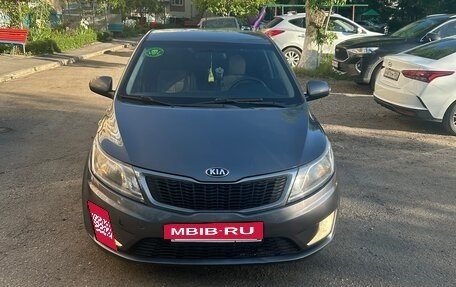 KIA Rio III рестайлинг, 2014 год, 850 000 рублей, 10 фотография