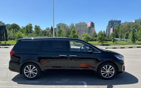 KIA Carnival III, 2019 год, 3 600 000 рублей, 4 фотография