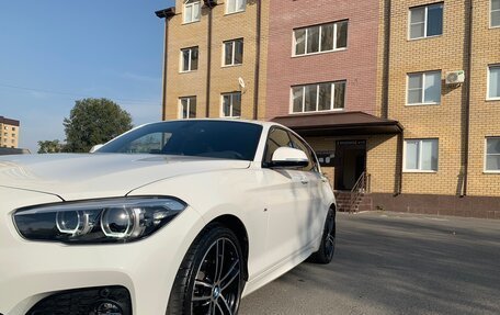 BMW 1 серия, 2018 год, 2 340 000 рублей, 2 фотография