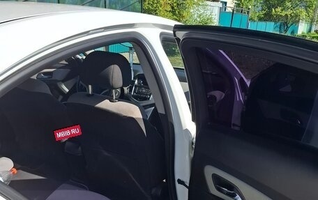 Chevrolet Cruze II, 2011 год, 670 000 рублей, 8 фотография