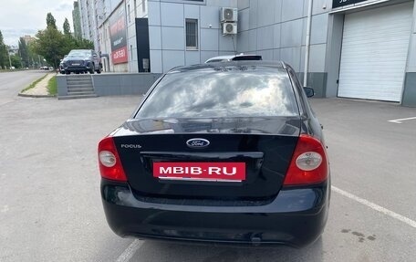 Ford Focus II рестайлинг, 2010 год, 650 000 рублей, 2 фотография