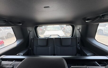 Toyota Land Cruiser Prado, 2024 год, 7 855 000 рублей, 9 фотография