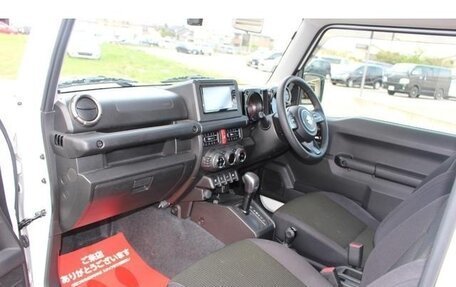 Suzuki Jimny, 2022 год, 1 250 000 рублей, 16 фотография