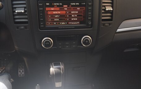 Mitsubishi Pajero IV, 2012 год, 1 800 000 рублей, 2 фотография