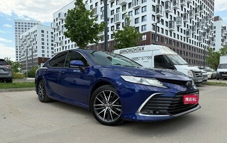 Toyota Camry, 2021 год, 3 300 000 рублей, 1 фотография