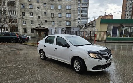 Renault Logan II, 2016 год, 285 000 рублей, 5 фотография