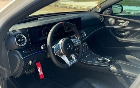 Mercedes-Benz E-Класс AMG, 2017 год, 3 500 000 рублей, 9 фотография