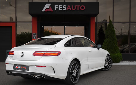Mercedes-Benz E-Класс, 2018 год, 3 790 000 рублей, 5 фотография
