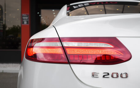Mercedes-Benz E-Класс, 2018 год, 3 790 000 рублей, 28 фотография