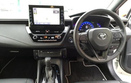 Toyota Corolla, 2022 год, 1 450 000 рублей, 7 фотография