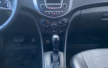 Hyundai Solaris II рестайлинг, 2015 год, 1 200 000 рублей, 7 фотография