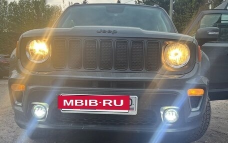 Jeep Renegade I рестайлинг, 2020 год, 2 300 000 рублей, 2 фотография