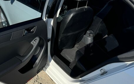 Volkswagen Jetta VI, 2015 год, 1 280 000 рублей, 16 фотография