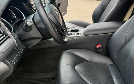 Toyota Camry, 2021 год, 3 300 000 рублей, 9 фотография